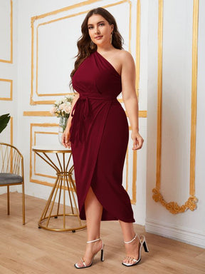 Vestido Plus Size Assimétrico com Cinto e Estilo Envelope, Simples e Elegante