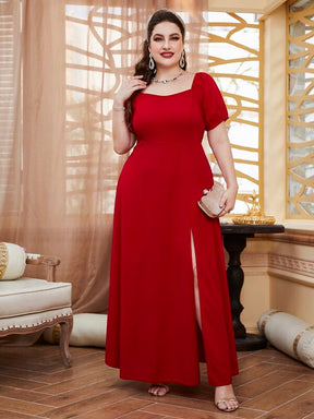 Vestido Plus Size Simples e Elegante com Abertura Lateral