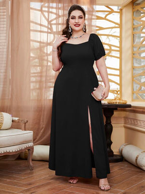 Vestido Plus Size Simples e Elegante com Abertura Lateral