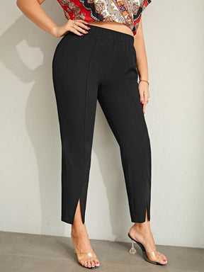 Calça Plus Size Simples com Bainha Dividida