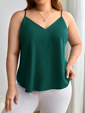 Blusa Plus Size Simples e Casual com Decote de Regata