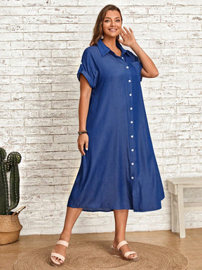 Vestido Plus Size Tipo Camisa com Botão Frontal e Bolso