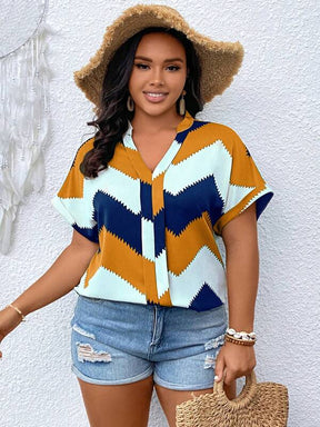 Blusa Plus Size com Estampa Chevron e Manga de Asa de Morcego