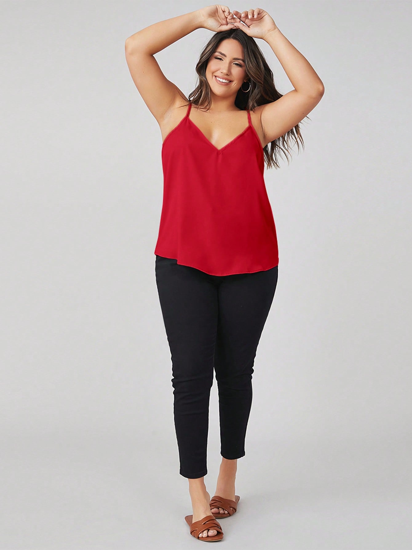 Blusa Plus Size Simples e Casual com Decote de Regata