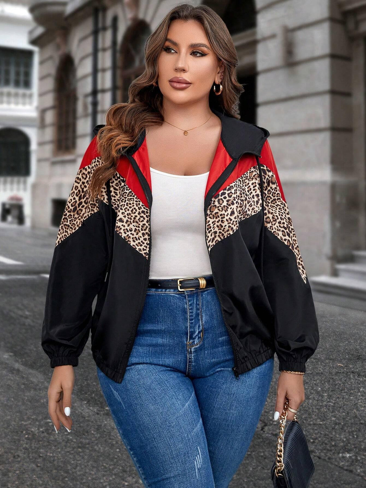 Jaqueta Plus Size com Estampa de Leopardo, Bloco de Cores e Capuz