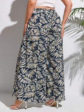 Calça Plus Size com Estampa Tropical e Pernas Largas