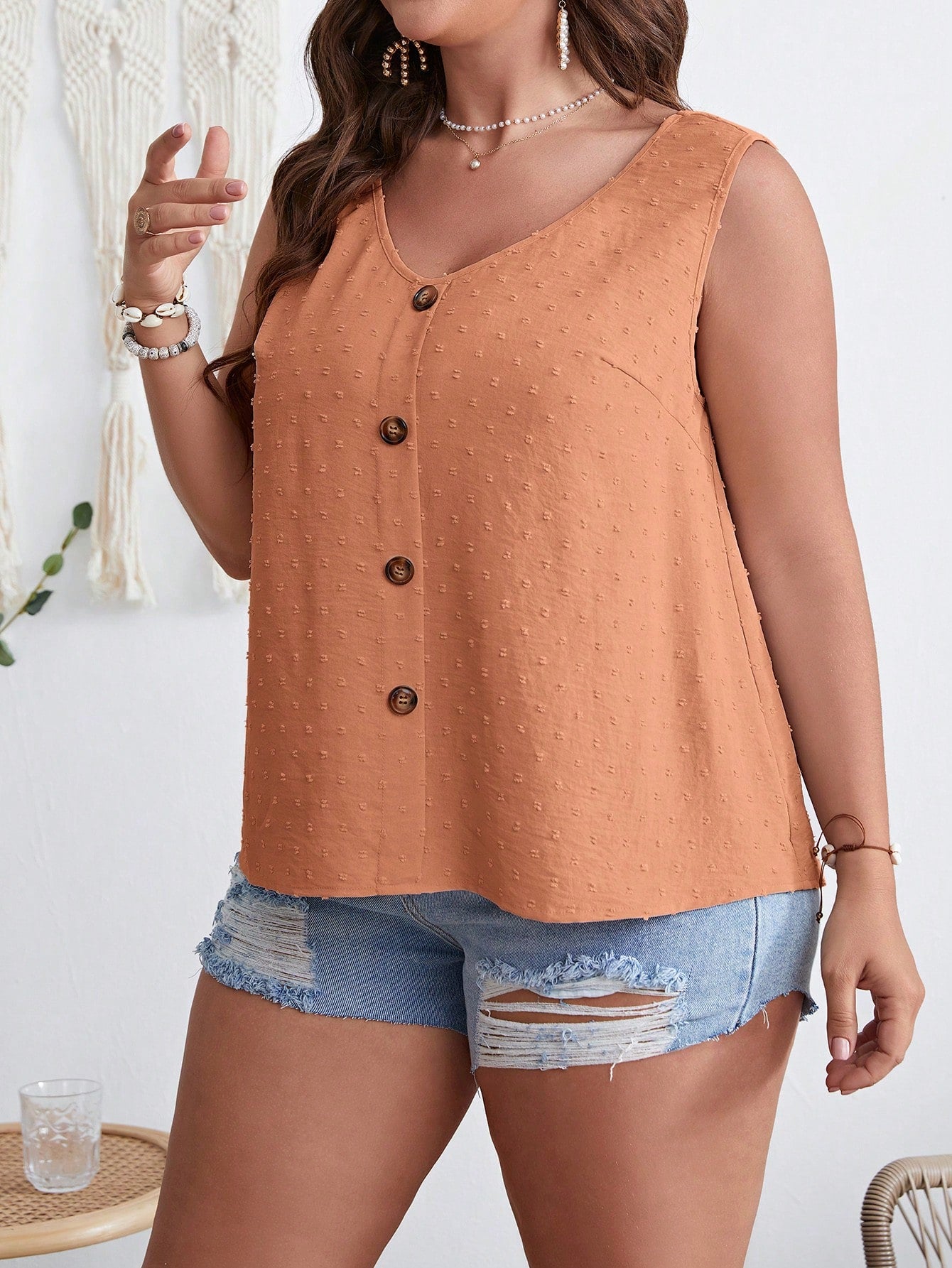 Top Halterneck Plus Size em Jacquard com Botões Frontais