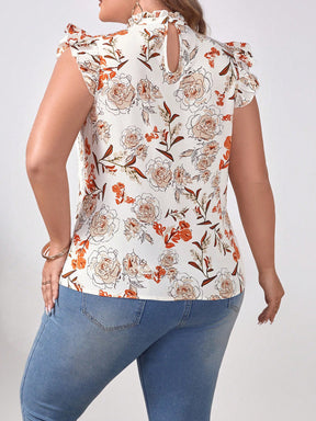 Blusa Plus Size com Estampa Floral, Acabamento de Babados e Gola Simulada