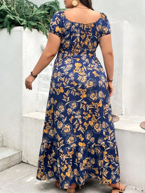 Vestido Plus Size com Estampa Floral Total, Bainha com Babado e Fenda na Coxa