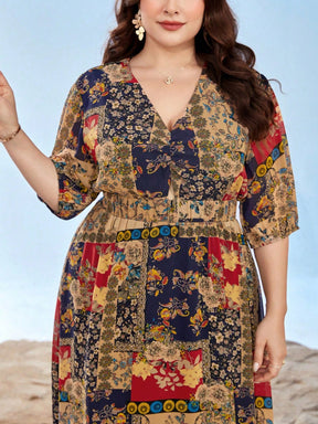 Vestido Plus Size com Estampa de Retalhos e Decote em V