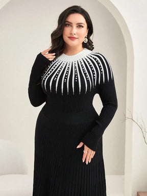 Vestido Suéter Plus Size com Detalhe de Pérola e Bloco de Cor