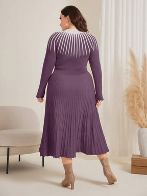 Vestido Suéter Plus Size com Detalhe de Pérola e Bloco de Cor