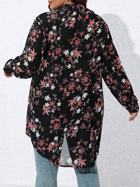 Camisa Plus Size com Decote em V e Estampa Floral de Manga Longa