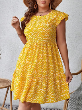 Vestido Plus Size de Verão com Babados e Estampa Floral Discreta